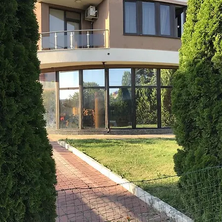 Nessebar Apartments * 네세부르